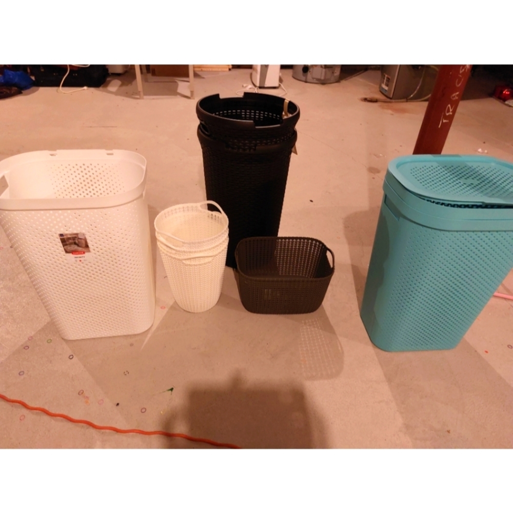 laundry buckets and small multipurpose buckets